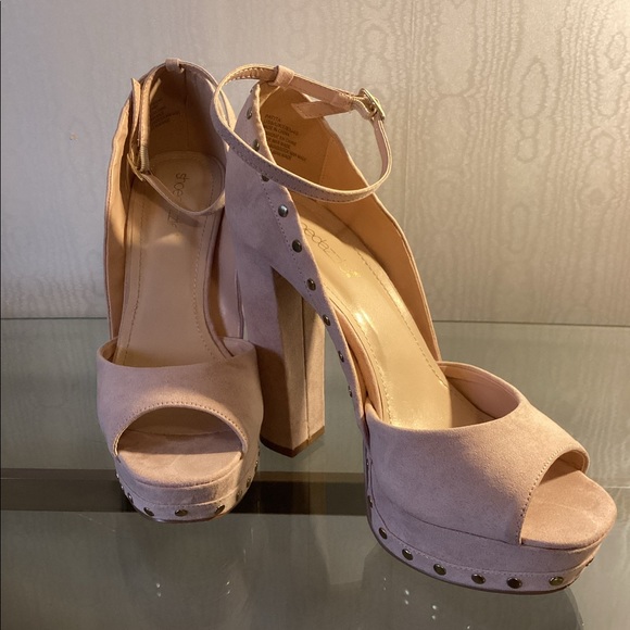 SHOE-DAZZLE STUDDED OPEN TOE PATITA BLOCK HEEL SHOES SZ 9 - Picture 7 of 8